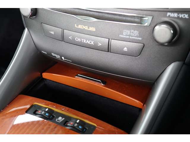 レクサス ＩＳコンバーチブル ２５０Ｃ バージョンＬ H25年 (東海) 99