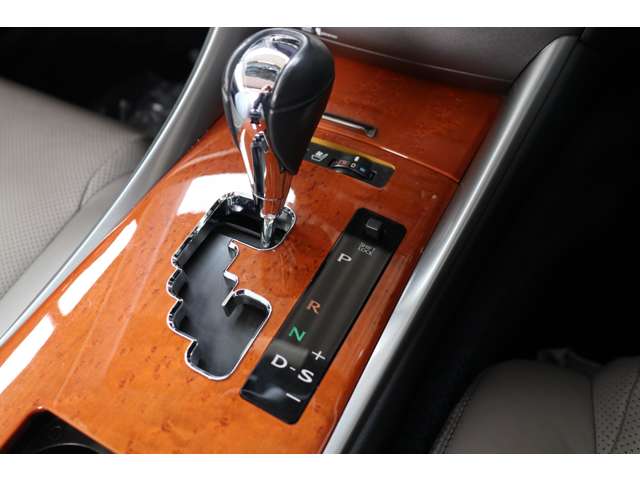 レクサス ＩＳコンバーチブル ２５０Ｃ バージョンＬ H25年 (東海) 99