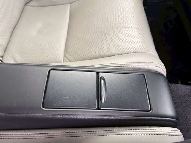 レクサス ＩＳコンバーチブル ２５０Ｃ バージョンＬ H25年 (東海) 99