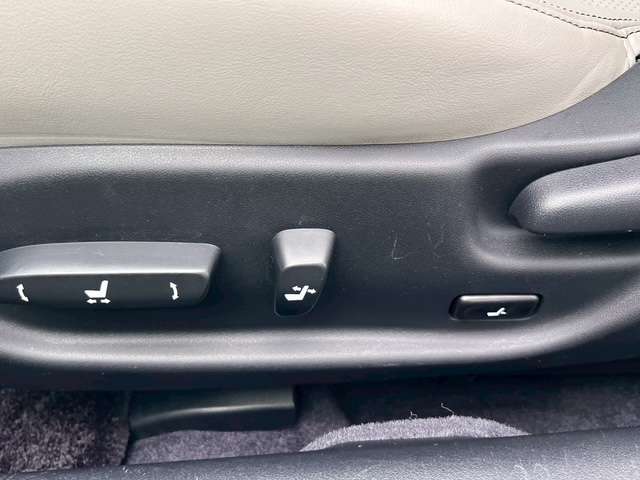 レクサス ＩＳコンバーチブル ２５０Ｃ バージョンＬ H25年 (東海) 99