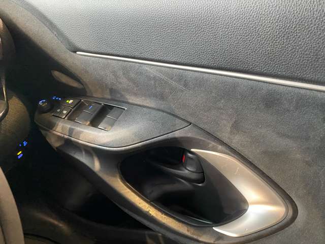 トヨタ ヤリスクロス　ハイブリッド １．５ ハイブリッド Ｇ R5年 (九州・沖縄) 99