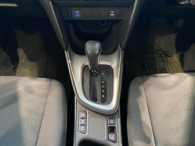 トヨタ ヤリスクロス　ハイブリッド １．５ ハイブリッド Ｇ R5年 (九州・沖縄) 99