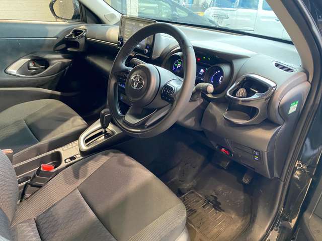 トヨタ ヤリスクロス　ハイブリッド １．５ ハイブリッド Ｇ R5年 (九州・沖縄) 99