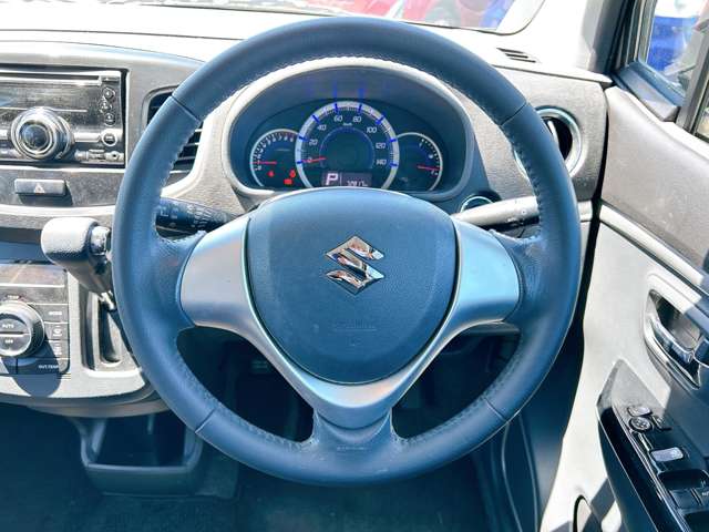 スズキ ワゴンＲ ６６０ スティングレー Ｘ H26年 (九州・沖縄) 99