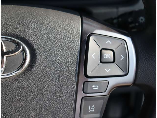 トヨタ ハイエースバン ２．０ スーパーＧＬ ダークプライムＩＩ ロングボディ R4年 (関東) 99