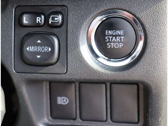 トヨタ ハイエースバン ２．０ スーパーＧＬ ダークプライムＩＩ ロングボディ R4年 (関東) 99