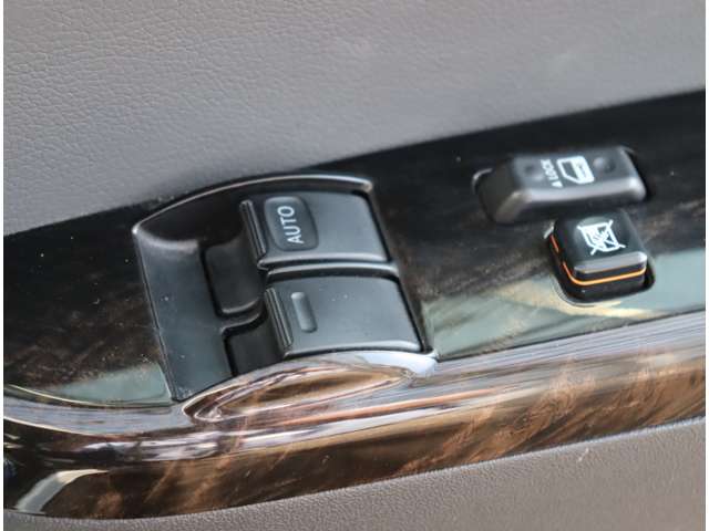 トヨタ ハイエースバン ２．０ スーパーＧＬ ダークプライムＩＩ ロングボディ R4年 (関東) 99