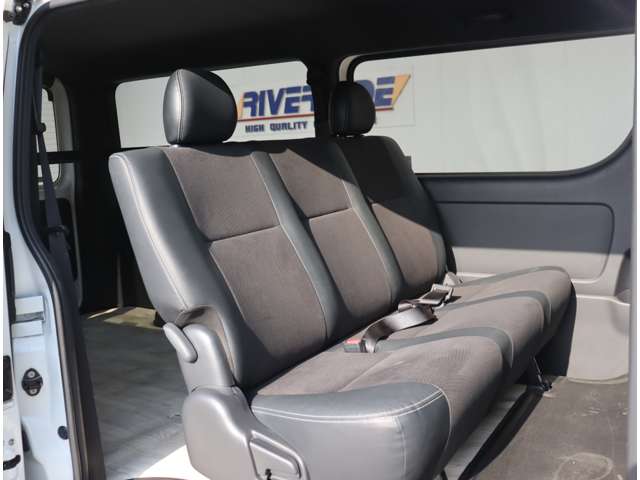 トヨタ ハイエースバン ２．０ スーパーＧＬ ダークプライムＩＩ ロングボディ R4年 (関東) 99