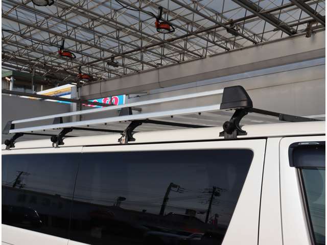 トヨタ ハイエースバン ２．０ スーパーＧＬ ダークプライムＩＩ ロングボディ R4年 (関東) 99