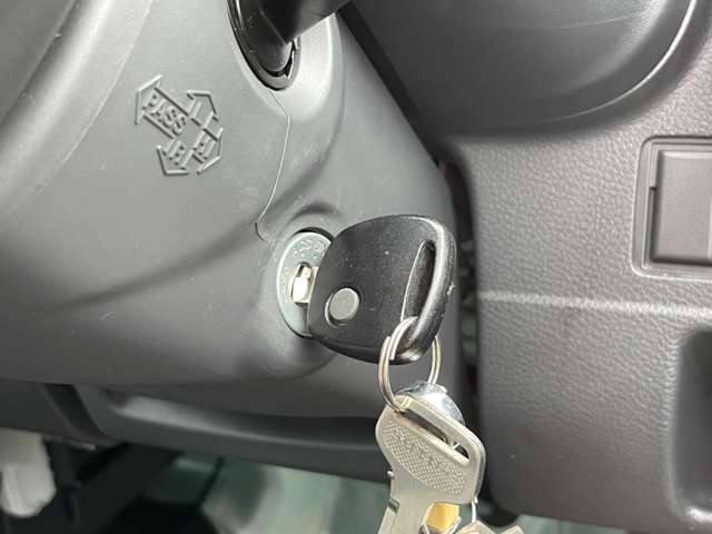 スズキ キャリイトラック ６６０ ＫＣスペシャル ３方開 H28年 (近畿) 99