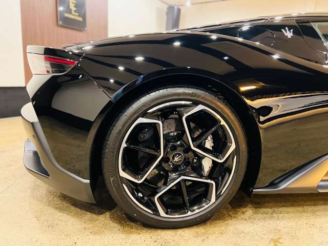 マセラティ ＭＣ２０ ３．０ R4年 (東海) 99