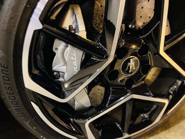 マセラティ ＭＣ２０ ３．０ R4年 (東海) 99