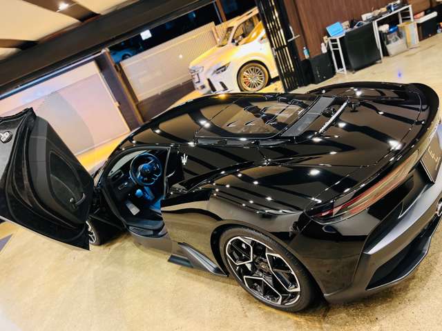 マセラティ ＭＣ２０ ３．０ R4年 (東海) 99