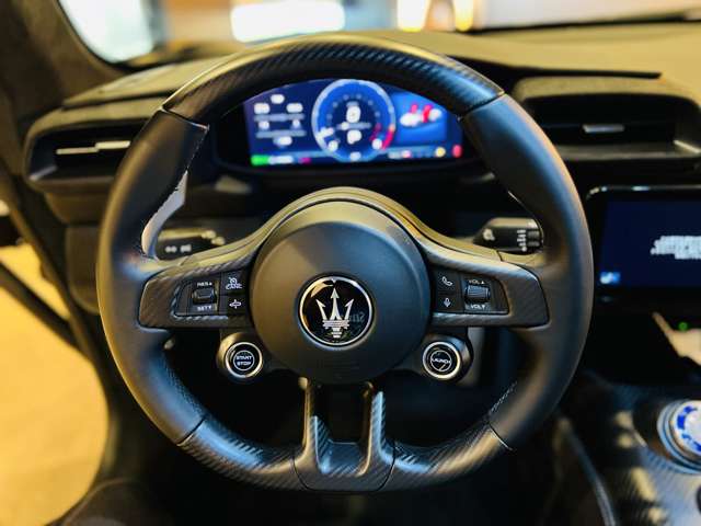 マセラティ ＭＣ２０ ３．０ R4年 (東海) 99