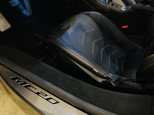 マセラティ ＭＣ２０ ３．０ R4年 (東海) 99