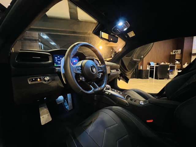 マセラティ ＭＣ２０ ３．０ R4年 (東海) 99