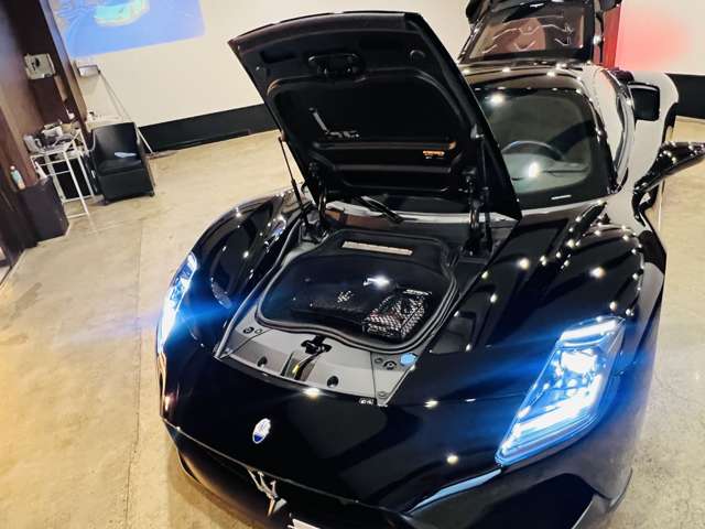 マセラティ ＭＣ２０ ３．０ R4年 (東海) 99