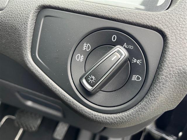 フォルクスワーゲン ゴルフ ＴＳＩ　コンフォートライン　マイスター R1年 (東北) 99