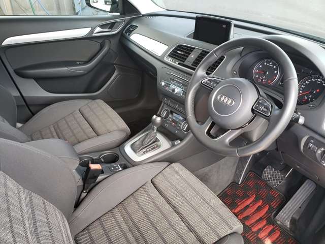 アウディ Ｑ３ ２．０ ＴＦＳＩ クワトロ １８０ＰＳ ４ＷＤ H28年 (東北) 99