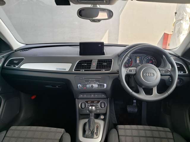 アウディ Ｑ３ ２．０ ＴＦＳＩ クワトロ １８０ＰＳ ４ＷＤ H28年 (東北) 99