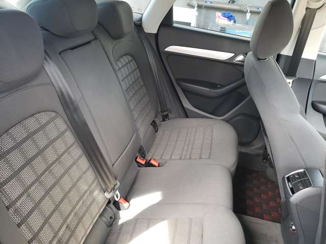 アウディ Ｑ３ ２．０ ＴＦＳＩ クワトロ １８０ＰＳ ４ＷＤ H28年 (東北) 99