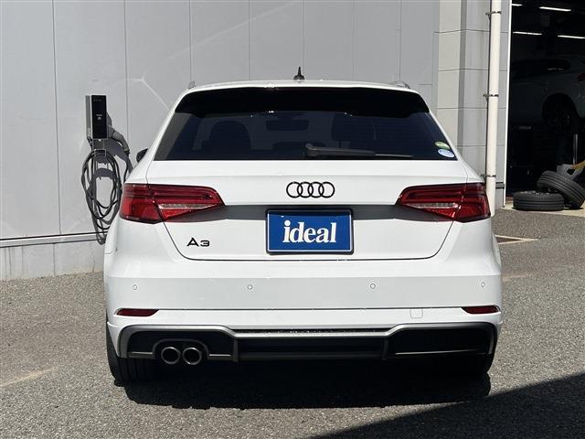 アウディ Ａ３　スポーツバック Ｓライン　ダイナミックリミテッド R1年 (東北) 99