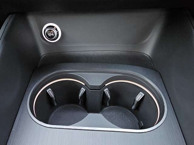 アウディ Ａ３　スポーツバック Ｓライン　ダイナミックリミテッド R1年 (東北) 99