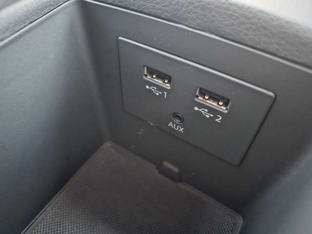 アウディ Ａ３　スポーツバック Ｓライン　ダイナミックリミテッド R1年 (東北) 99