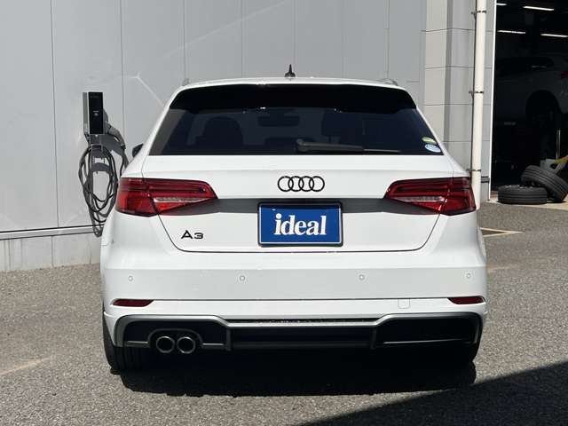 アウディ Ａ３　スポーツバック Ｓライン　ダイナミックリミテッド R1年 (東北) 99