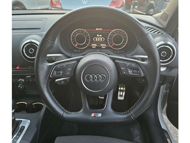 アウディ Ａ３　スポーツバック Ｓライン　ダイナミックリミテッド R1年 (東北) 99