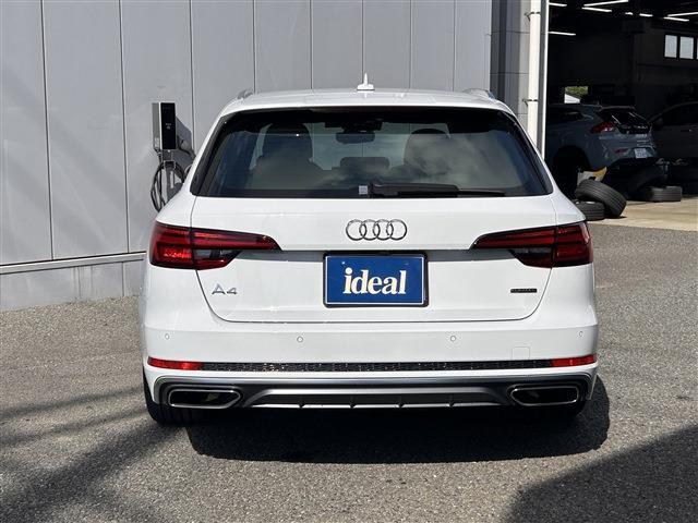 アウディ Ａ４　アバント ４５ ＴＦＳＩ クワトロ スポーツ Ｓラインパッケージ ４ＷＤ R1年 (東北) 99