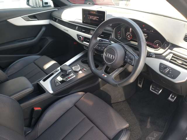 アウディ Ａ４　アバント ４５ ＴＦＳＩ クワトロ スポーツ Ｓラインパッケージ ４ＷＤ R1年 (東北) 99