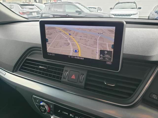 アウディ Ｑ５ ４０ ＴＤＩ クワトロ スポーツ ディーゼルターボ ４ＷＤ R1年 (東北) 99