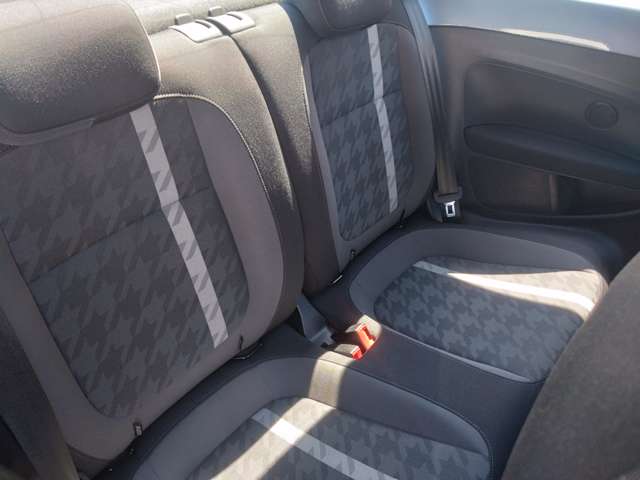 フォルクスワーゲン ザ　ビートル デザイン R1年 (東北) 99