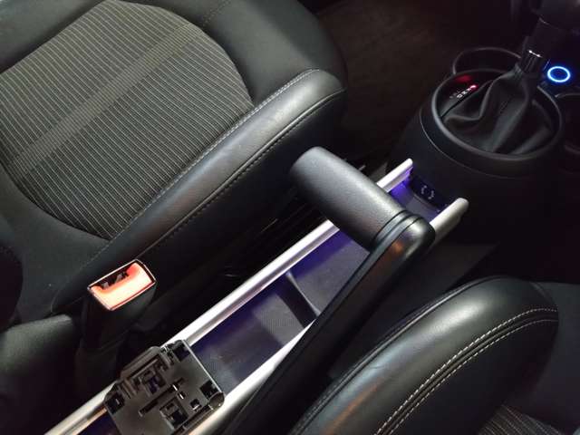 ミニ ミニクロスオーバー クーパー Ｄ パークレーン H28年 (東北) 99