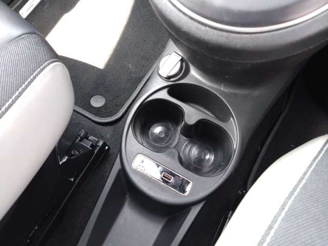 アバルト ５９５ コンペティツィオーネ R1年 (東北) 99