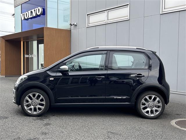 フォルクスワーゲン ＣＲＯＳＳ ＵＰ！ １．０ H28年 (東北) 99