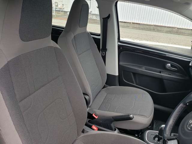 フォルクスワーゲン ＣＲＯＳＳ ＵＰ！ １．０ H28年 (東北) 99