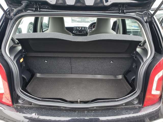 フォルクスワーゲン ＣＲＯＳＳ ＵＰ！ １．０ H28年 (東北) 99