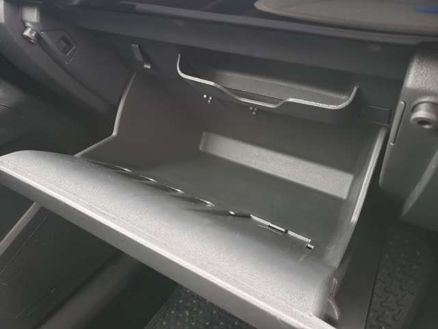 フォルクスワーゲン ＣＲＯＳＳ ＵＰ！ １．０ H28年 (東北) 99