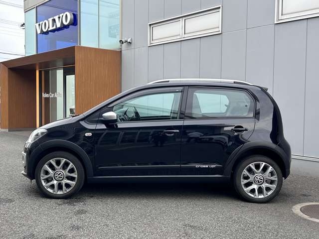 フォルクスワーゲン ＣＲＯＳＳ ＵＰ！ １．０ H28年 (東北) 99