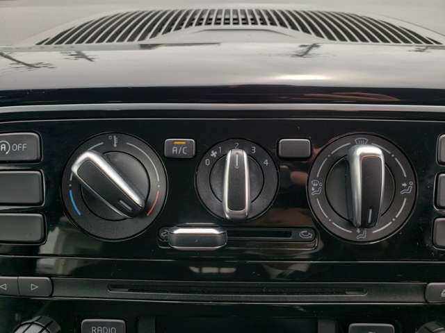 フォルクスワーゲン ＣＲＯＳＳ ＵＰ！ １．０ H28年 (東北) 99