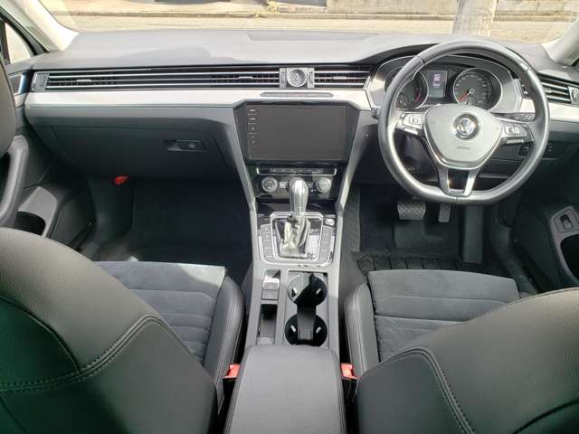 フォルクスワーゲン パサート ＴＤＩ エレガンスライン ディーゼルターボ R1年 (東北) 99