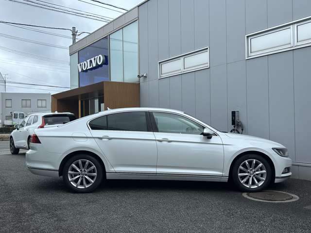 フォルクスワーゲン パサート ＴＤＩ エレガンスライン ディーゼルターボ R1年 (東北) 99