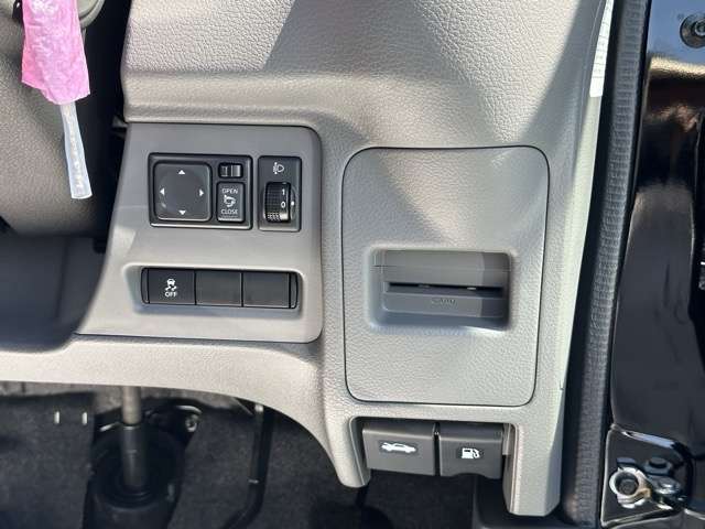 日産 ＮＶ２００バネットバン １．６ ＶＸ R7年 (東海) 99