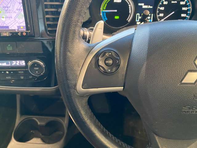 三菱 アウトランダーＰＨＥＶ ２．０ Ｇ ４ＷＤ H26年 (九州・沖縄) 99