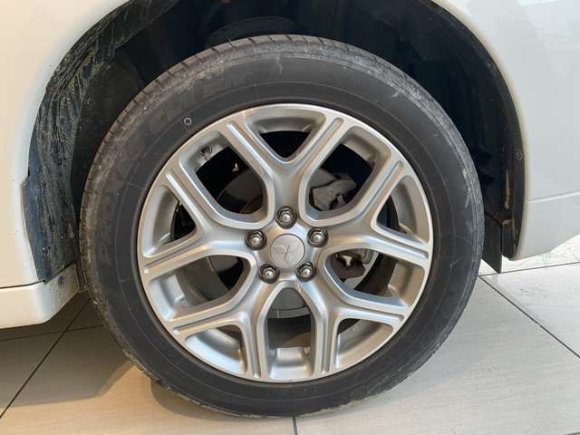 三菱 アウトランダーＰＨＥＶ ２．０ Ｇ ４ＷＤ H26年 (九州・沖縄) 99