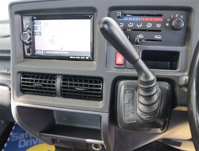 スバル サンバートラック ６６０ ＴＣ スーパーチャージャー 三方開 ４ＷＤ H22年 (関東) 99