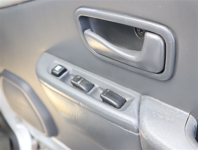 スバル サンバートラック ６６０ ＴＣ スーパーチャージャー 三方開 ４ＷＤ H22年 (関東) 99