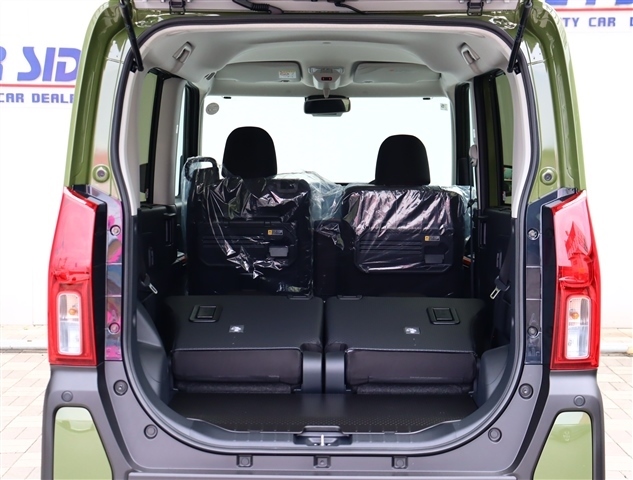 ダイハツ タント ６６０ ファンクロスターボ R7年 (関東) 99